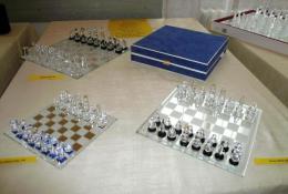 Výstava šachů-skleněné CZ