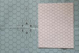 Herní mapy (oboustranně tištěno strategické a taktické měřítko)
