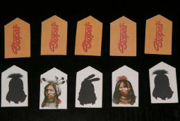 Kartičky hracího pole - horní řada revers, dolní řada 3× falešná stopa, 2× zvěd