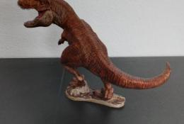 Nabarvený T-rex