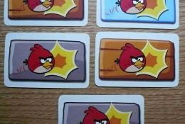 Stavební karty červených ptáků