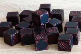 Barevné battle dice (existují ve verzi pro každou frakci - já si vybral červené pro Black Goat)