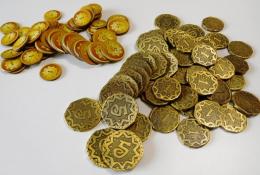 Kartonové mince (retail edice) a kovové mince (KS edice)
