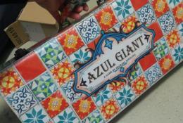 Krabice Azul Giant - speciální neprodejné edice určené pro prezentaci hry na výstavách