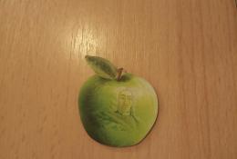 Newtonovo jablko, zeton prvniho hrace
